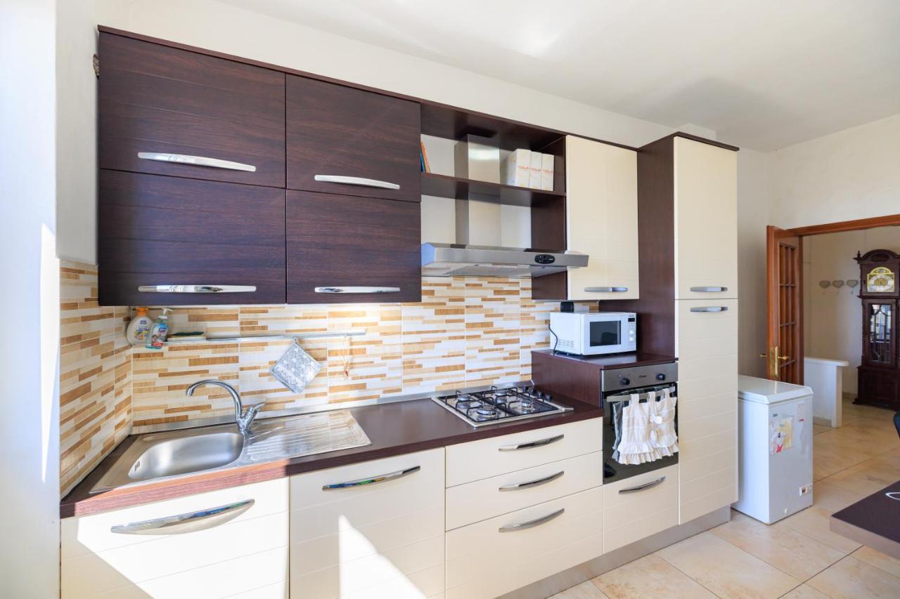L' Essenziale Apartamento Livorno Exterior foto